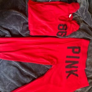 victoria secret pink matching sleepwear set.